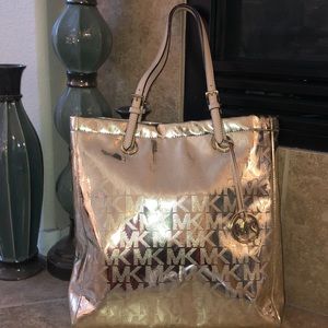 Michael Kors Signature Tote